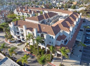 415 Townsquare Ln APT 126, Huntington Beach, CA 92648