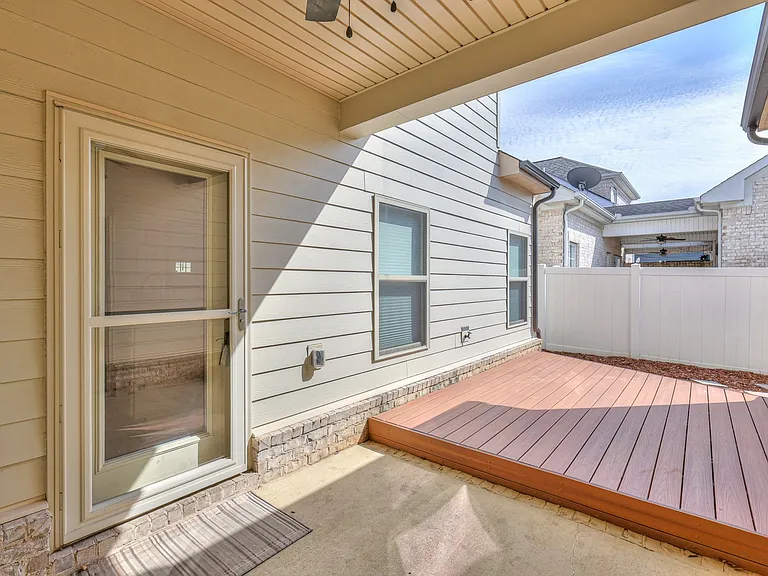 2240 Cason Ln — Photo 34