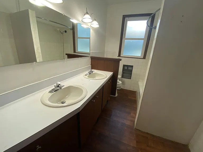 620 E Delmar St — Photo 5