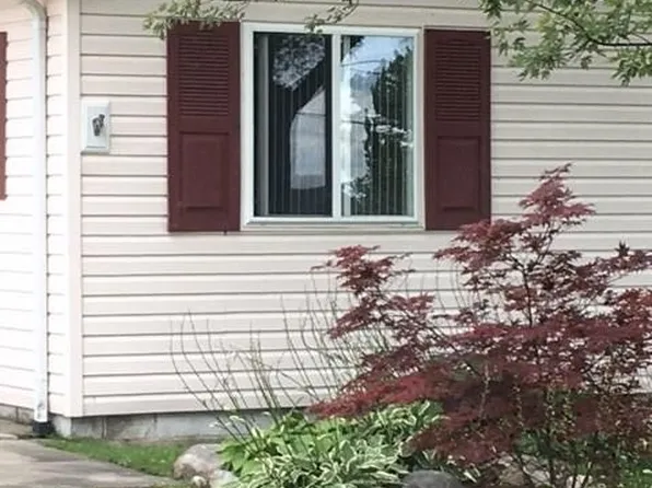 7307 Bealane Rd, Clay, MI 48001