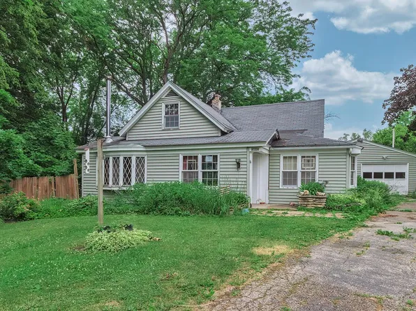 N1236 Walnut ROAD, Genoa City, WI 53128
