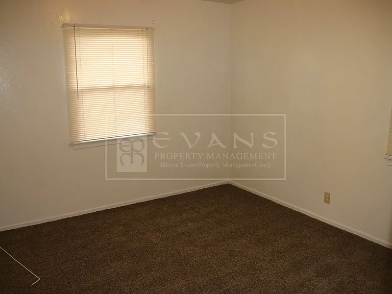 2925 E Westcott Ave — Photo 7