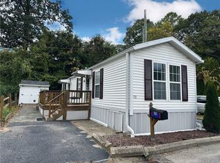 30 Hemlock Dr, Shelton, CT 06484