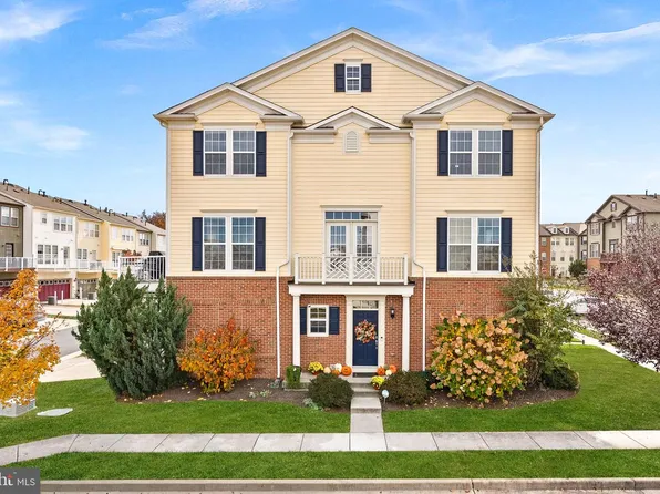 429 Heartleaf Ter SE, Leesburg, VA 20175