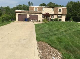 733 S Northstar Pl, Port Clinton, OH 43452