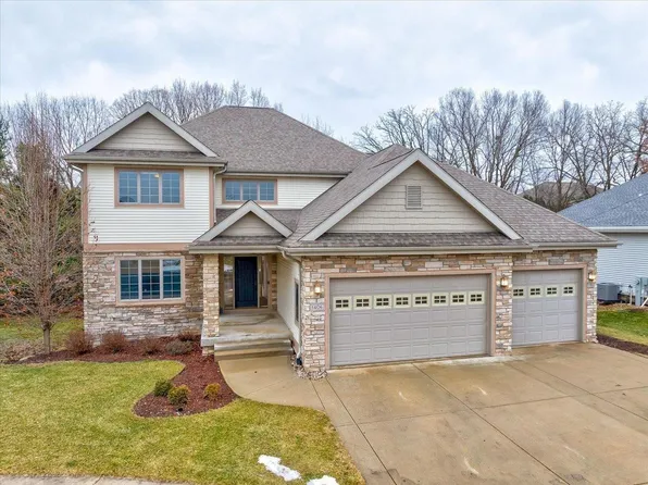 1406 Emerald Court, Waunakee, WI 53597
