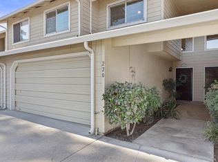 220 Gilbert Dr, Ripon, CA 95366