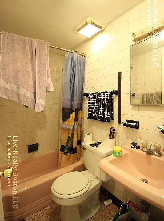 2nd image of 170 Brighton Ave