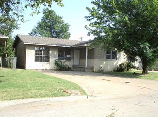 1212 SW 26th St, Lawton, OK 73505