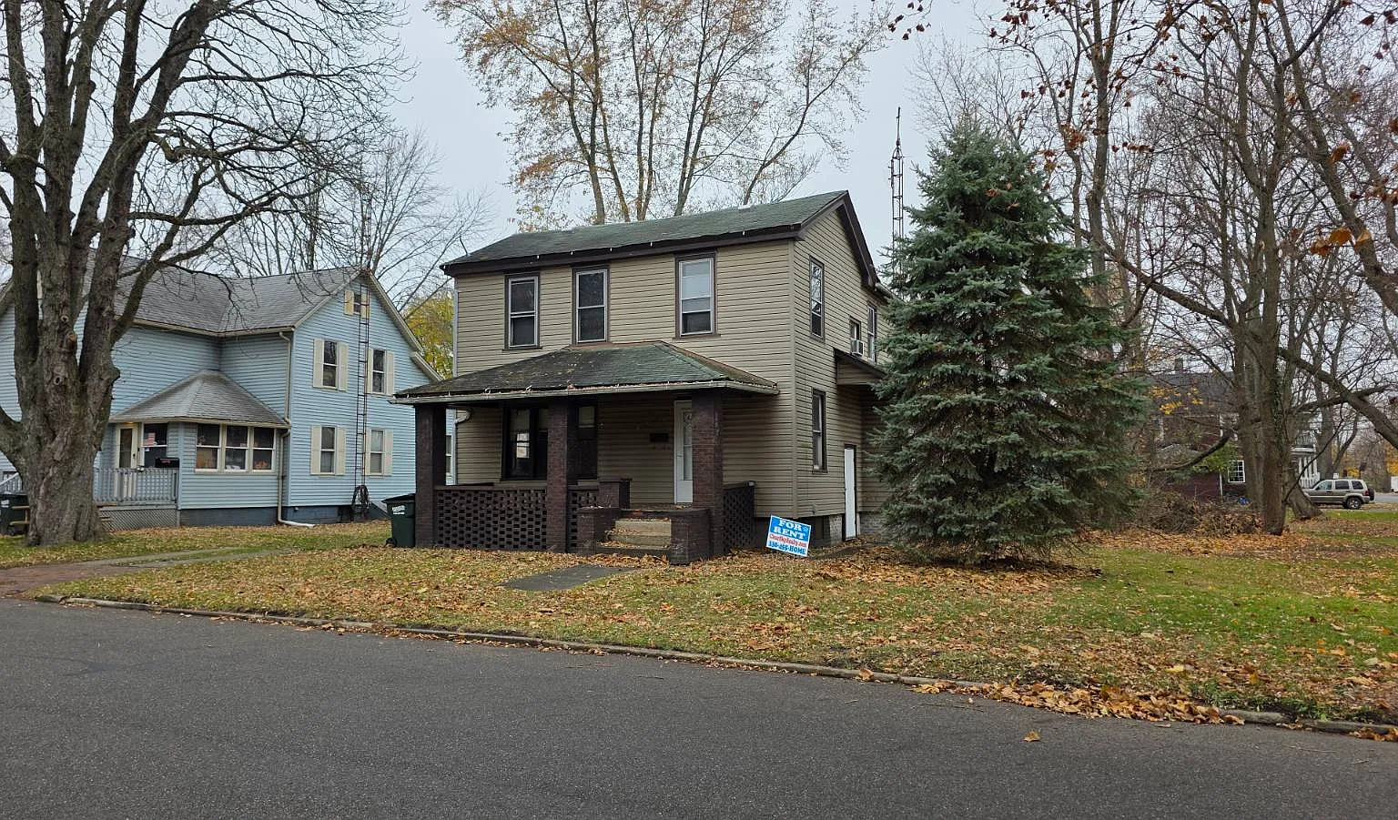 3 bed, 1.0 bath, $850 — Photo 2