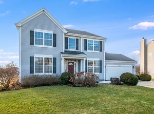 25445 Pavilion Pl, Plainfield, IL 60585