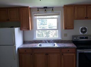 816 Cherry St APT 2, Bally, PA 19503