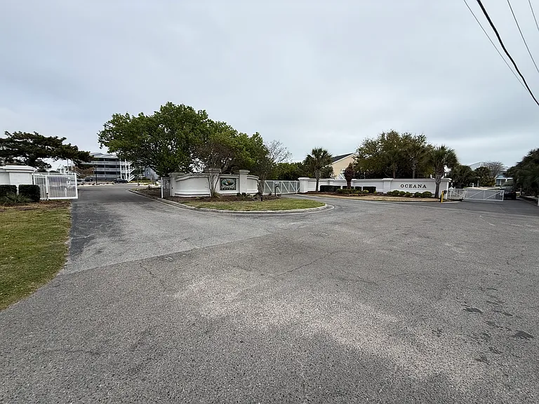 400 Virginia Ave #106D — Photo 22