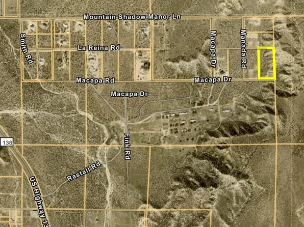 6886 Macapa Dr, Phelan, CA 92371