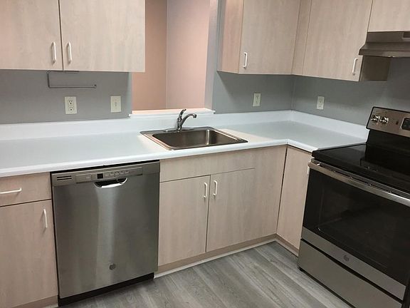 4th image of 4 Marc Dr APT 4C5