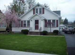 310 Colebourne Rd, Rochester, NY 14609