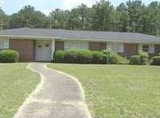 75 Lee St, Luverne, AL 36049