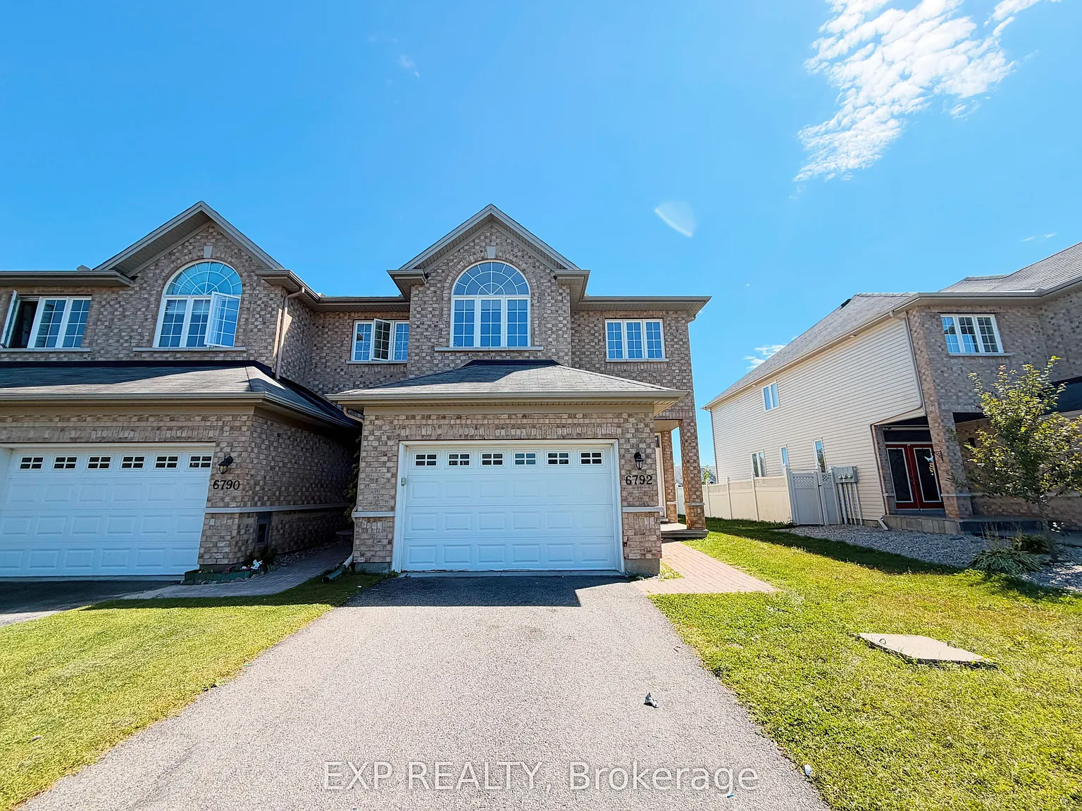 3 bed, $2,900 — Photo 2