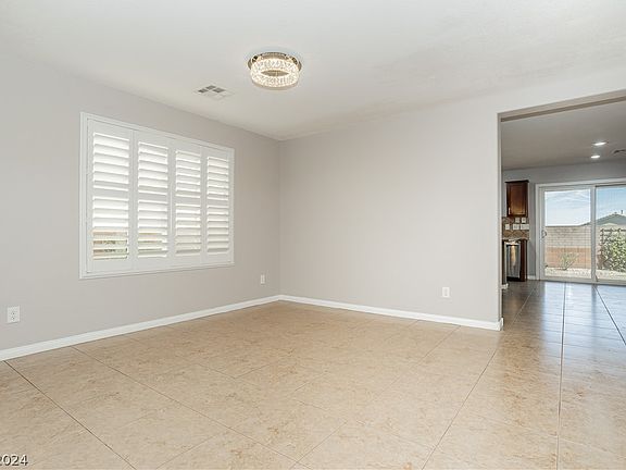 5th image of 7854 Airola Peak St