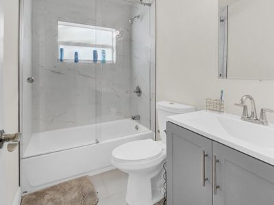 1108 Adams St, West Palm Beach, FL, 33407