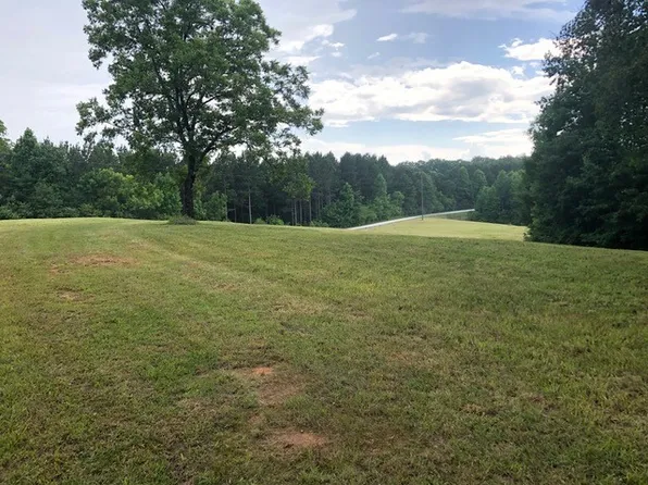 529 Crowe Mountain Rd, Walhalla, SC 29691