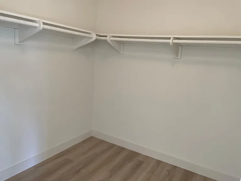 28607 Covecrest Dr — Photo 17