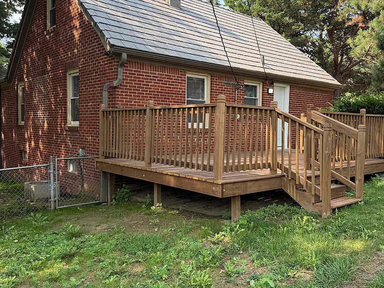 6714 Blondo St — Photo 2