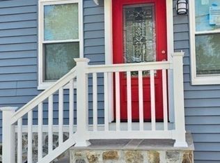495 Chicago St, Fall River, MA 02721