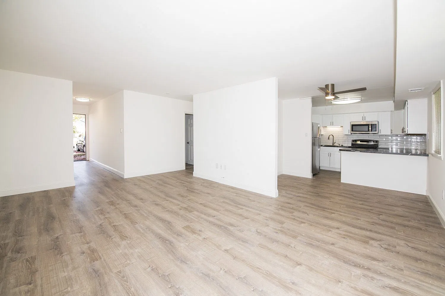 Bucks Run Apts. — Photo 4