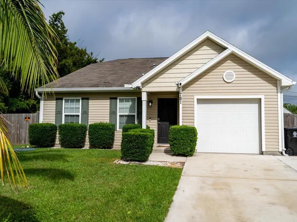 781 SE Browning Avenue, Port St Lucie, FL 34983