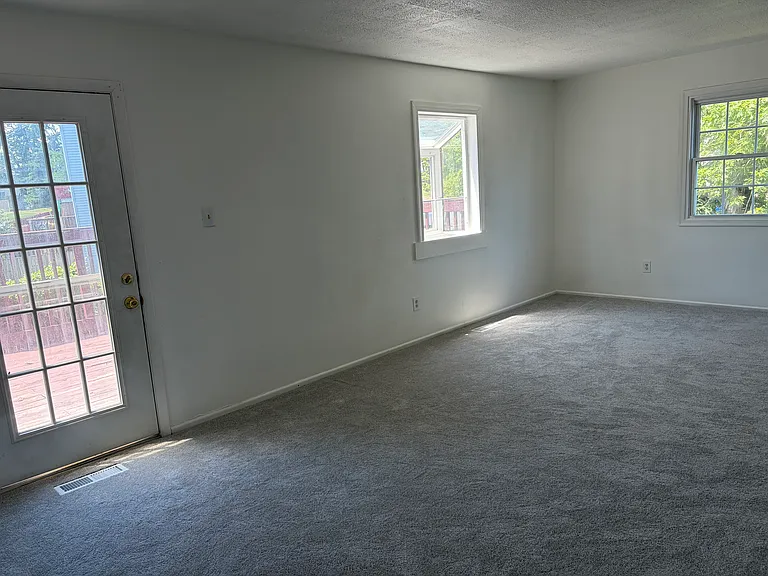 Living room entrance to deck