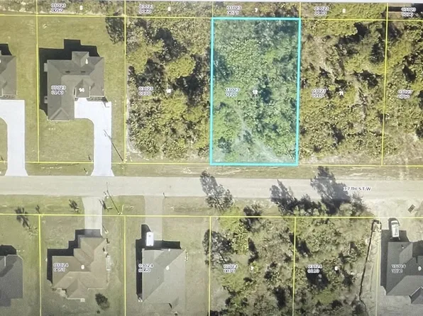 3004 37th St W, Lehigh Acres, FL 33971