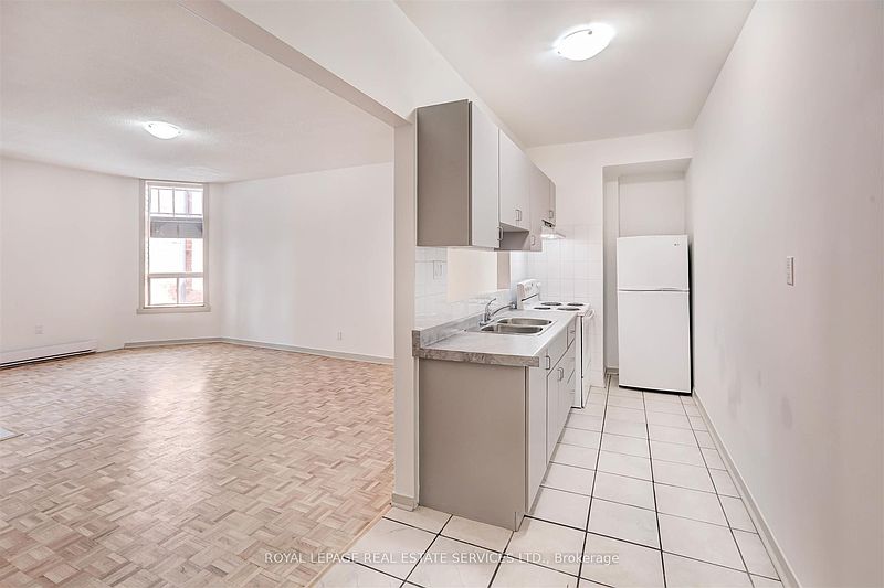 Toronto House for rent - 3 Bedrooms — photo 6