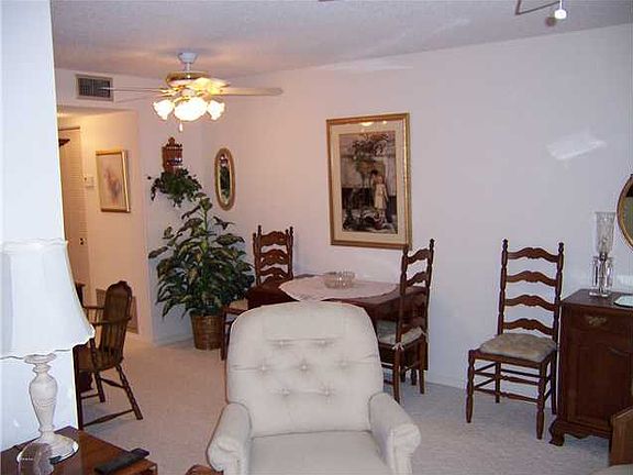 3rd image of 2800 Indian River Blvd #2H