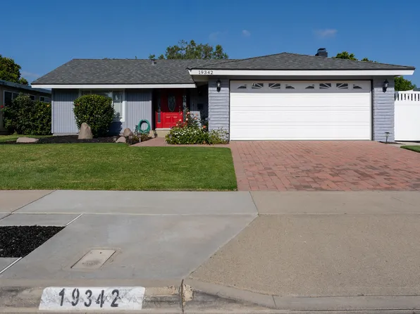 19342 McLaren Ln, Huntington Beach, CA 92646