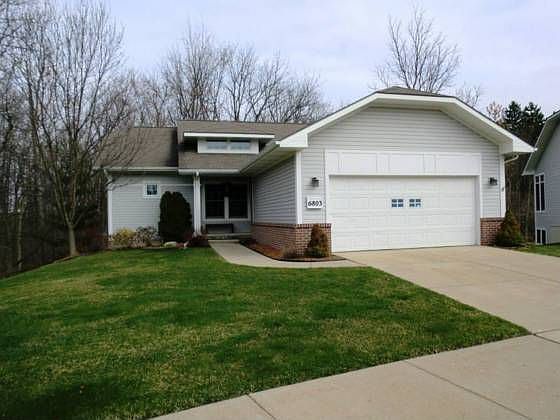 1st image of 6803 Heron Valley Ct