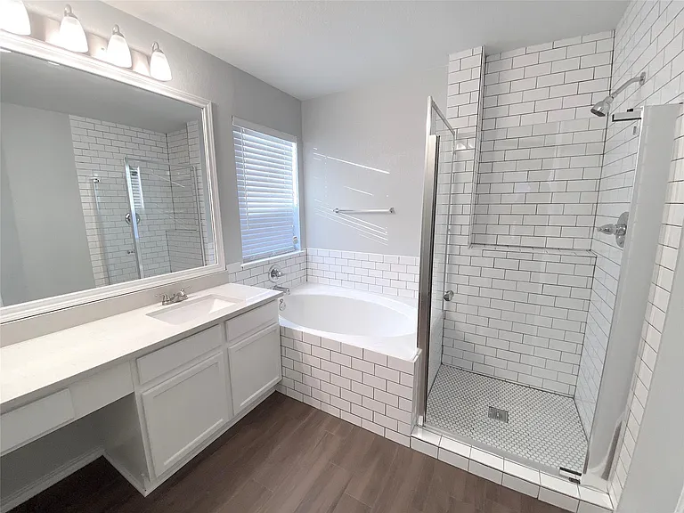 3015 Hill St — Photo 16