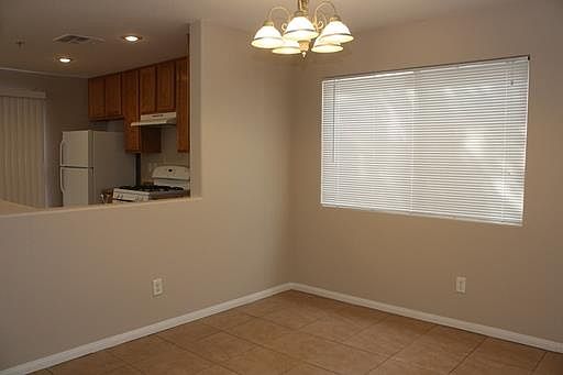 5th image of 2915 Sunrise Bay Ave
