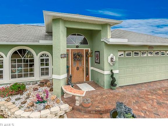 3rd image of 2109 SW 39th Ter