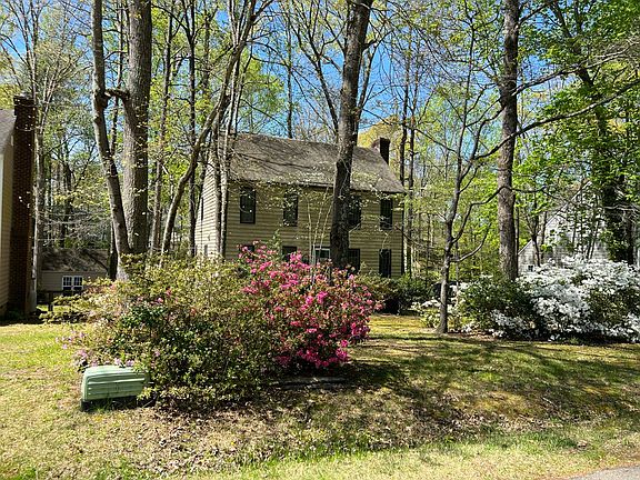 3rd image of 11955 Mountain Laurel Dr