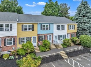 11 Mountainshire Dr, Worcester, MA 01606
