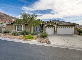 7165 Madonna Dr, Sunrise Manor, NV 89156