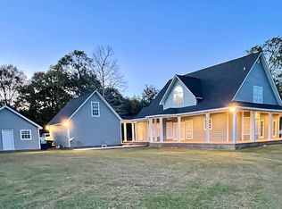 20603 Cameron Ln, Moss Point, MS 39562