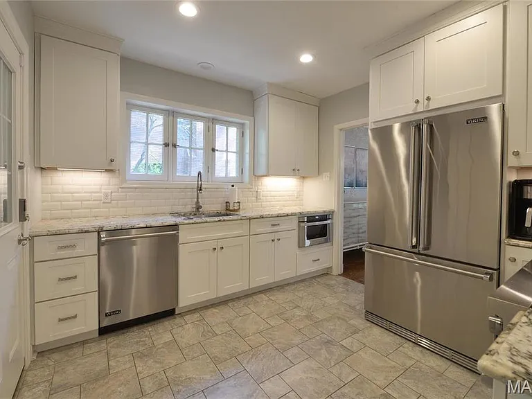 937 S Bemiston Ave — Photo 8
