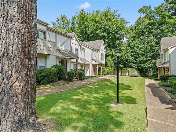3rd image of 1969 Vienna Way #70