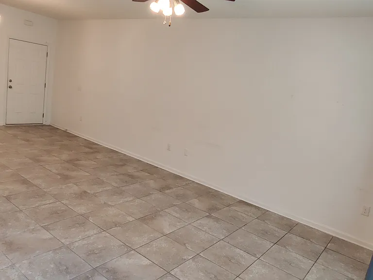 628 Servia Dr — Photo 16