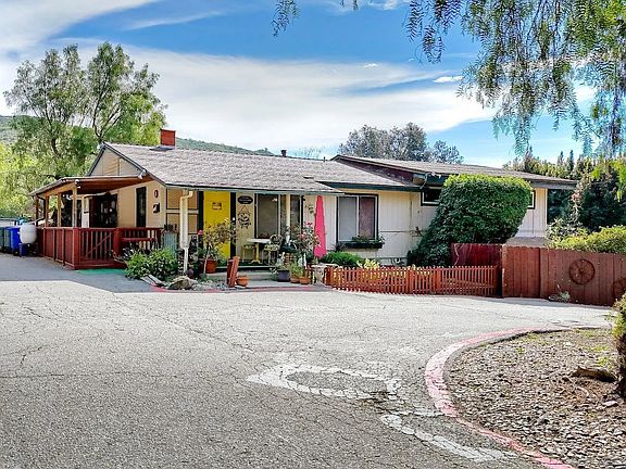3rd image of 14911 Espola Rd