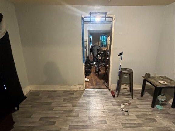 5th image of 115 S Alvord St