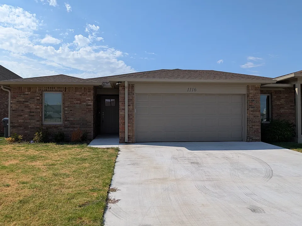 1116 Black Jack Dr