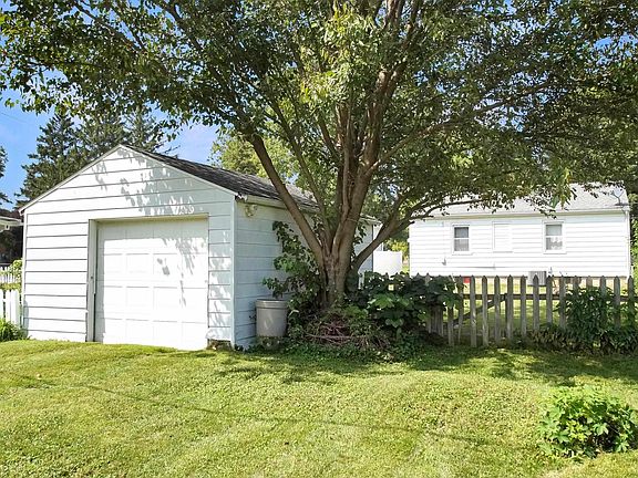 5th image of 2310 W Laura Ave